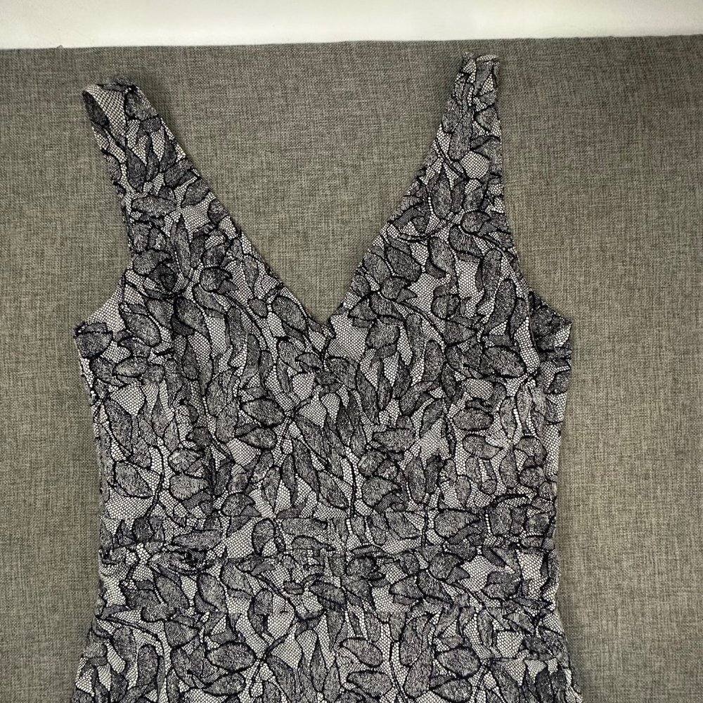 J. Crew Dress Sleeveless V-Neck Sz 8 100% Cotton Lined Black White Zipper Closur - Picture 2 of 13